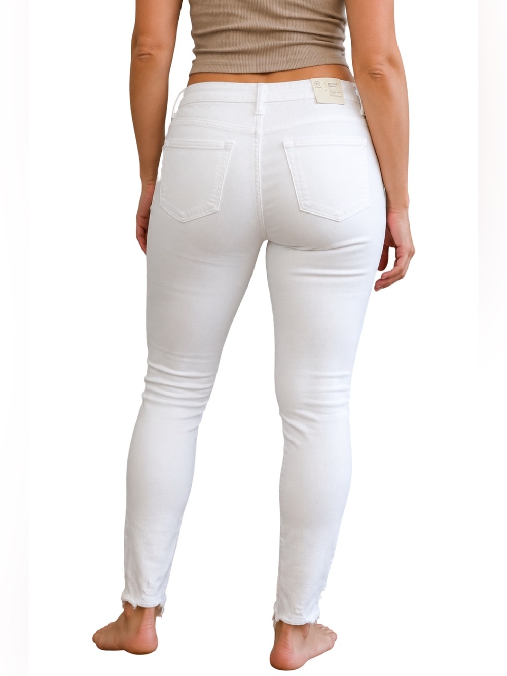 Universal Thread White Mid-Rise Distressed Skinny Jeans Size 10/30 NWT - Picture 2 of 6